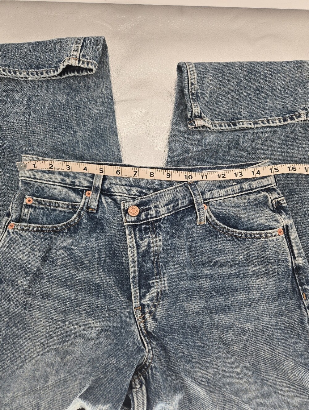 NWOT Gap high rise crossover barrel Jean Light Wash 27 4 - Picture 6 of 11